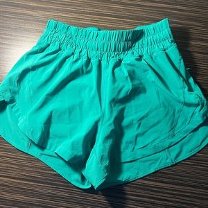 Lululemon Track That HR 3” Short in Kelly Green
